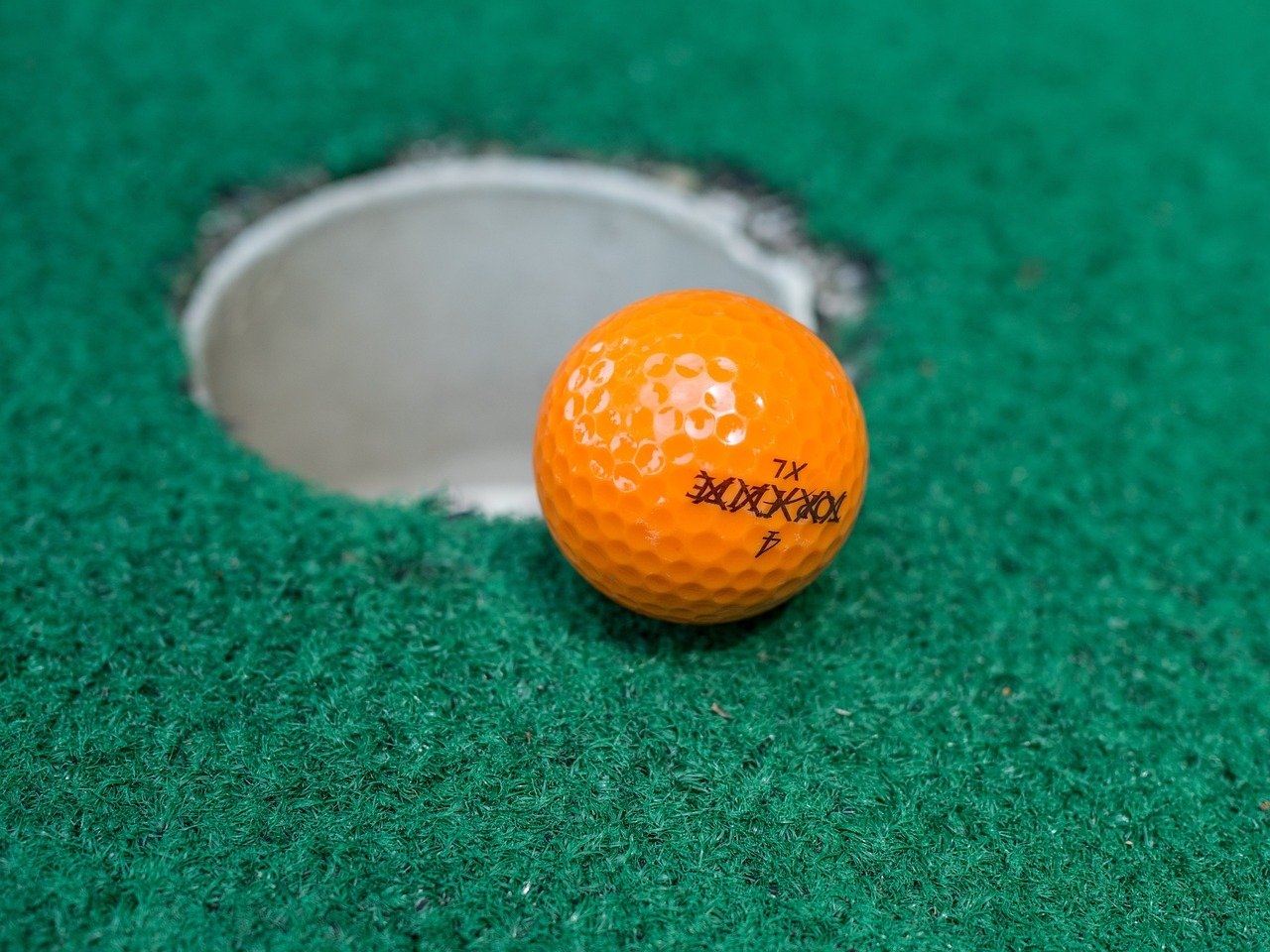 The Best Golf Balls for Beginners with Slow Swing Speed