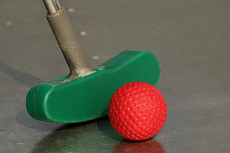 Best Beginner Golf Balls: Effortless Distance & Control