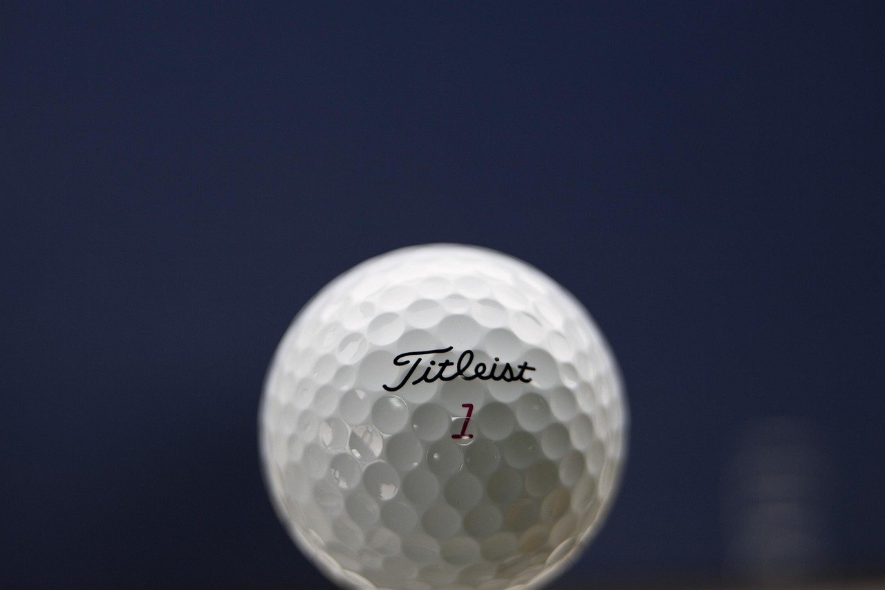 Why Maxfli Straightfli Balls Are Ideal for New Golfers