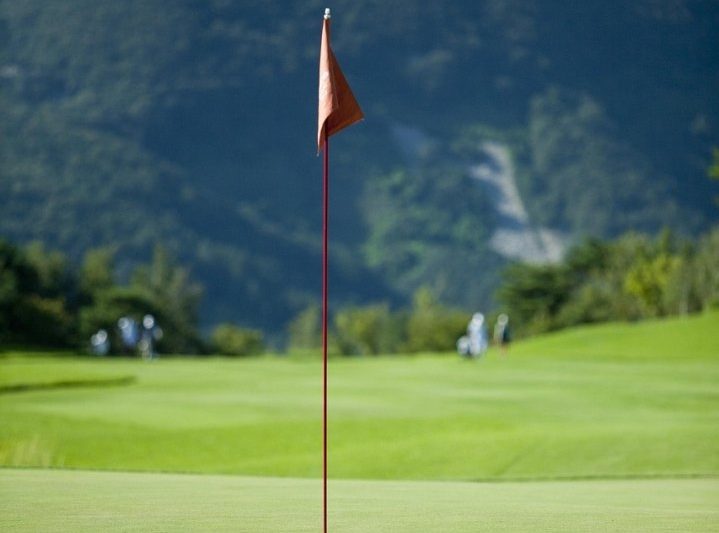 How to Choose Budget Golf Balls for Amateur Players