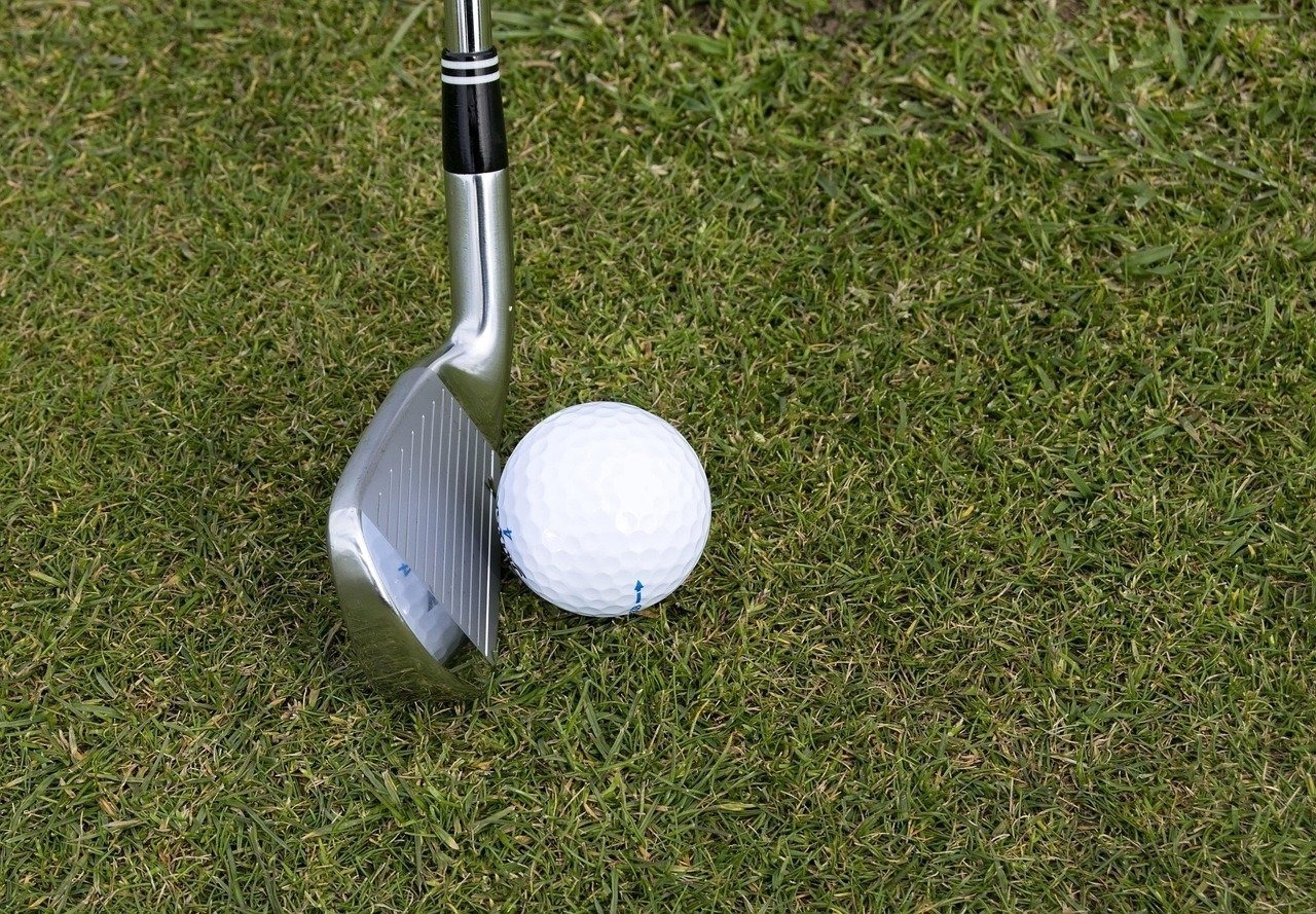 Understanding Wedge Shot Basics: A Guide for New Golfers