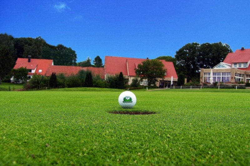 Golfers Sweat Challenges: TaylorMade Tour Preferred…